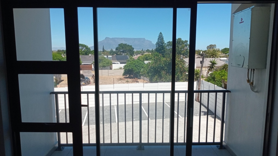 2 Bedroom Property for Sale in Table View Western Cape